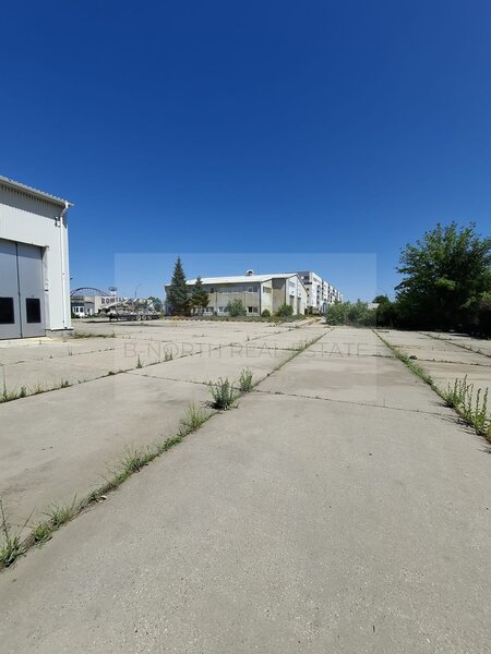 Spatiu Distributie /productie 3800 mp -constructie /14.000 mp curte.